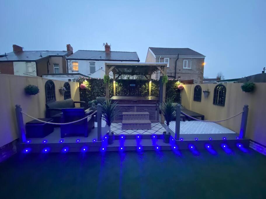 Holiday home New…the Hottub House Pleasure