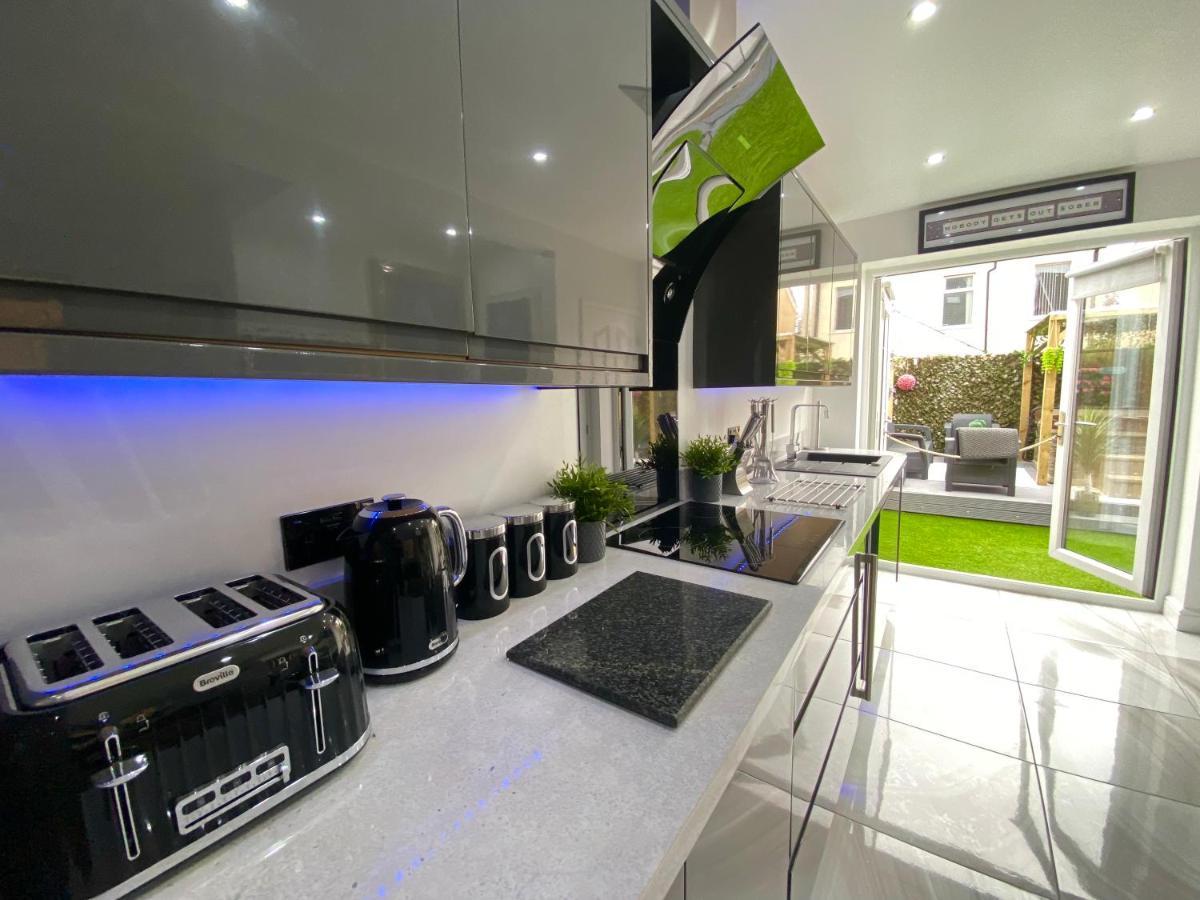 Hébergement de vacances New…the Hottub House Pleasure *
