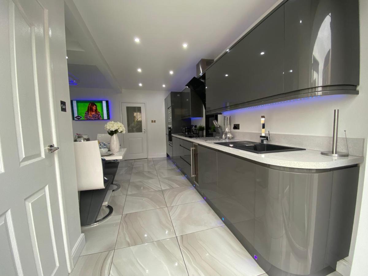 Hébergement de vacances New…the Hottub House Pleasure